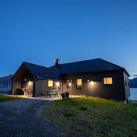 Bedehuset Basecamp Senja Hotel Skaland Luaran gambar